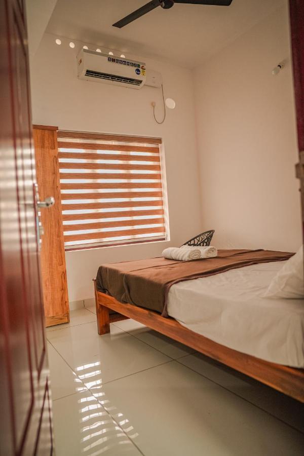 Shimano Square Pension Varkala Buitenkant foto
