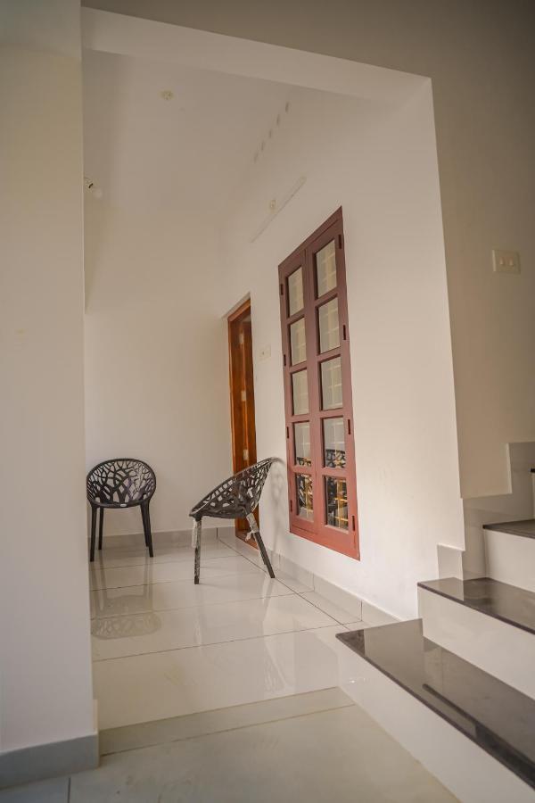 Shimano Square Pension Varkala Buitenkant foto