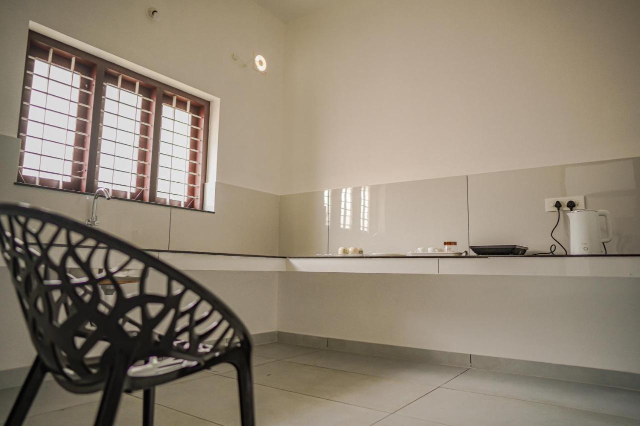 Shimano Square Pension Varkala Buitenkant foto