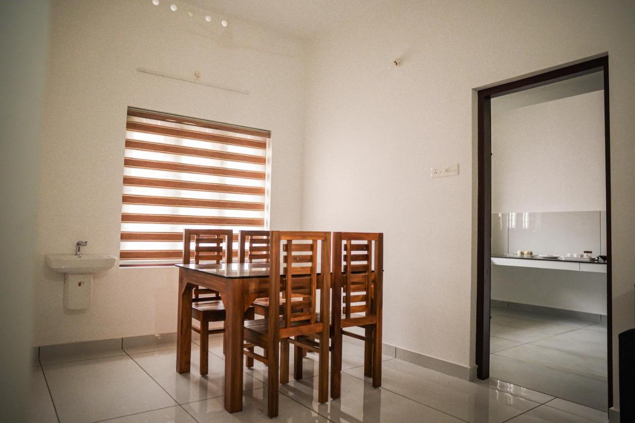 Shimano Square Pension Varkala Buitenkant foto