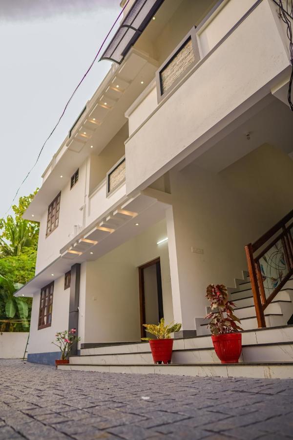 Shimano Square Pension Varkala Buitenkant foto
